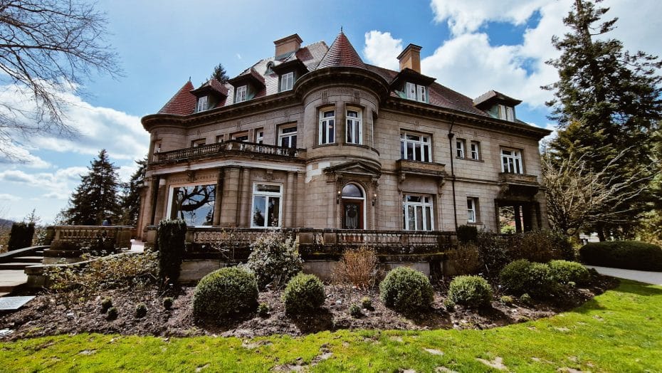 Pittock Mansion - Must-visit attractions in Portland