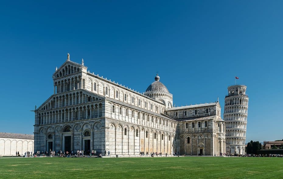 La torre inclinada y la Catedral son las atracciones turísticas más visitadas de PIsa