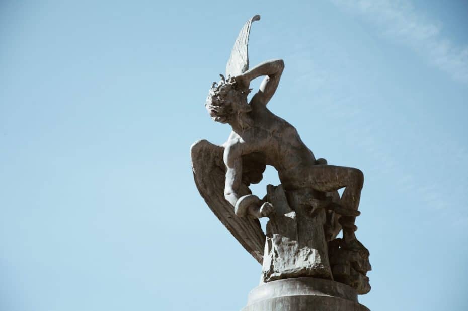 Esta estatua es una de las pocas representaciones de Lucifer en el mundo del arte