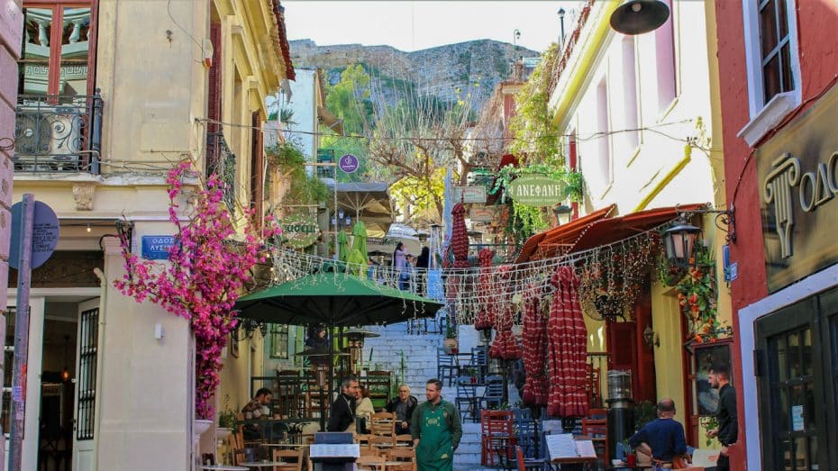 Les millors zones per allotjar-se durant un primer viatge a Atenes - Plaka