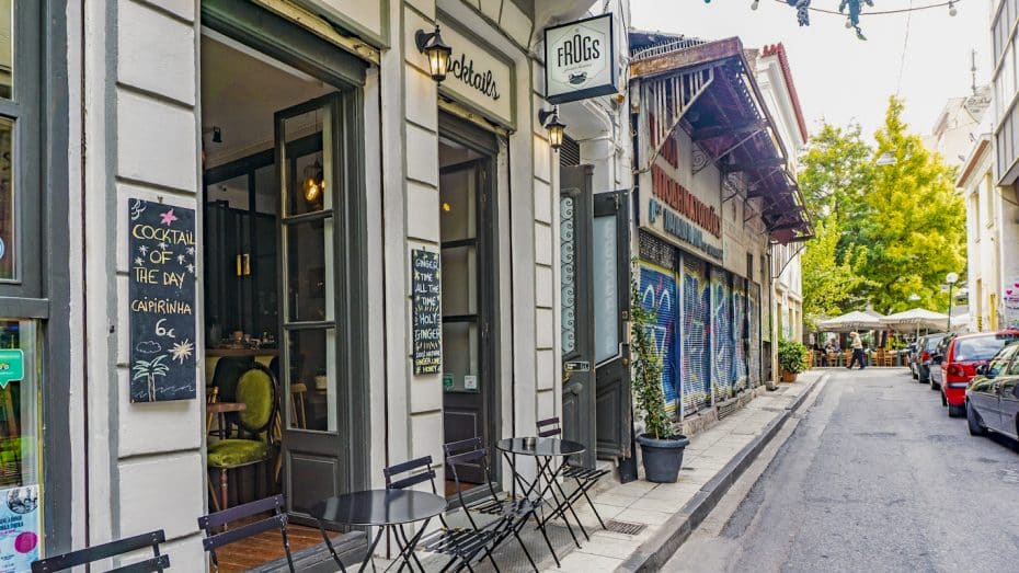 Psirri es uno de los mejores lugares para alojarse y comer en una primera visita a Atenas.