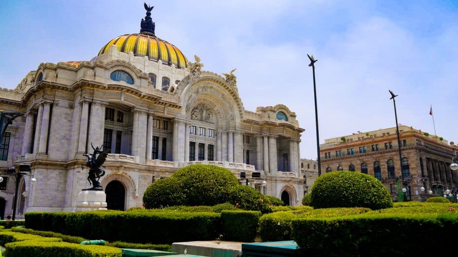 Located in the heart of Mexico City, Centro Histórico is an area teeming with history, culture, and architectural wonders and the best location for budget-conscious travelers.