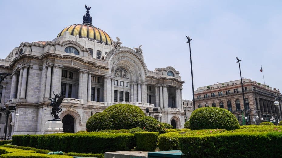 Things to see in Mexico City - Palacio de Bellas Artes