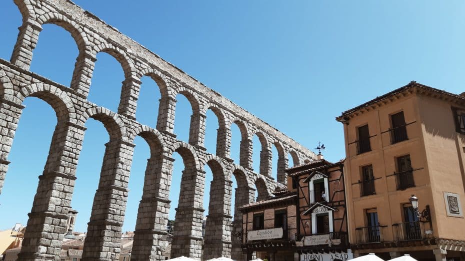 Aqüeducte de Segòvia - Ciutats romanes a Espanya