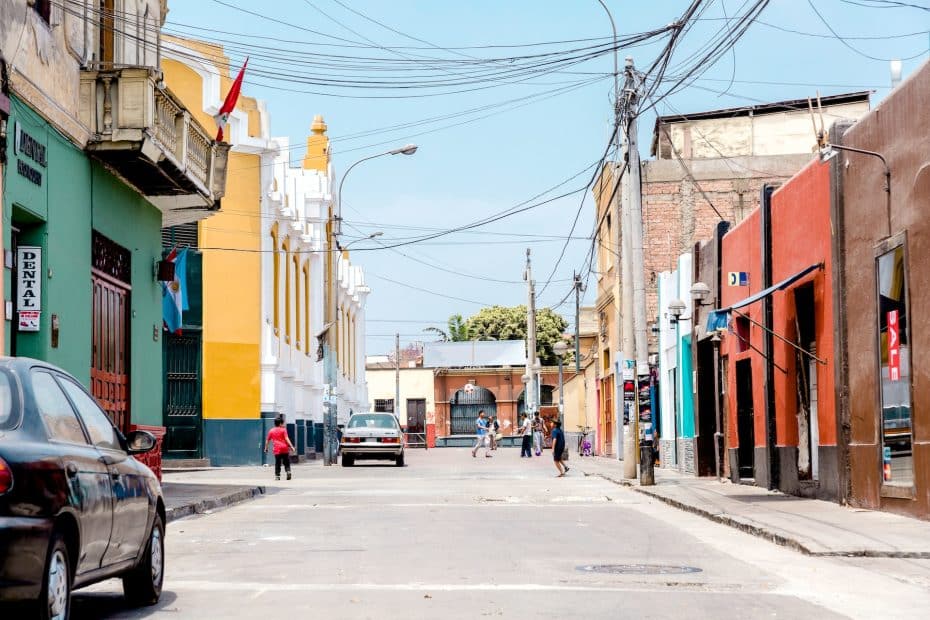 El ambiente relajado y las calles seguras de Barranco lo hacen perfecto para pasear por sus encantadoras calles bordeadas de coloridas casas antiguas.
