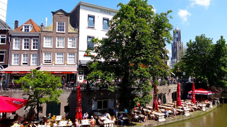 Animado e histórico, el casco antiguo de Utrecht es la mejor zona para alojarse en la ciudad holandesa.
