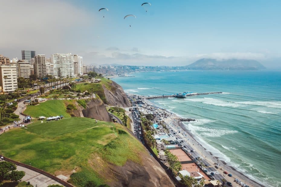 Miraflores, the best area to stay in Lima, is a popular upscale district known for its modern vibe and vibrant dining scene