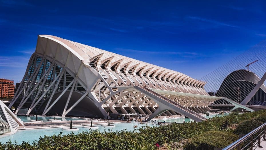 La Ciutat de les Arts i les Ciències es una visita obligada en Valencia en 2 días