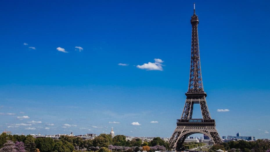 The best seasons to visit Paris are Spring and Autumn