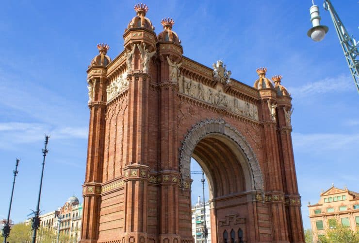 The Beginner's Guide for a Magical First Trip to Barcelona
