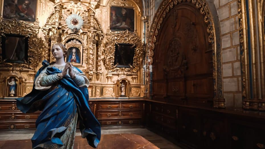 Detalle interior de la Catedral de Cuenca, España