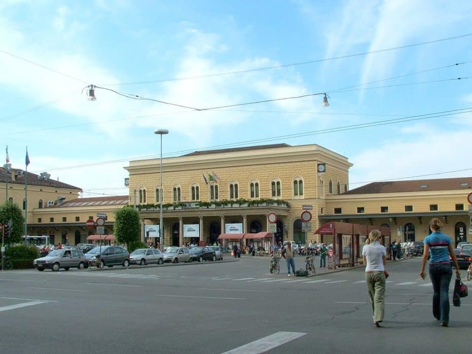 Bologna Centrale Railway Station is a great place to stay for backpackers