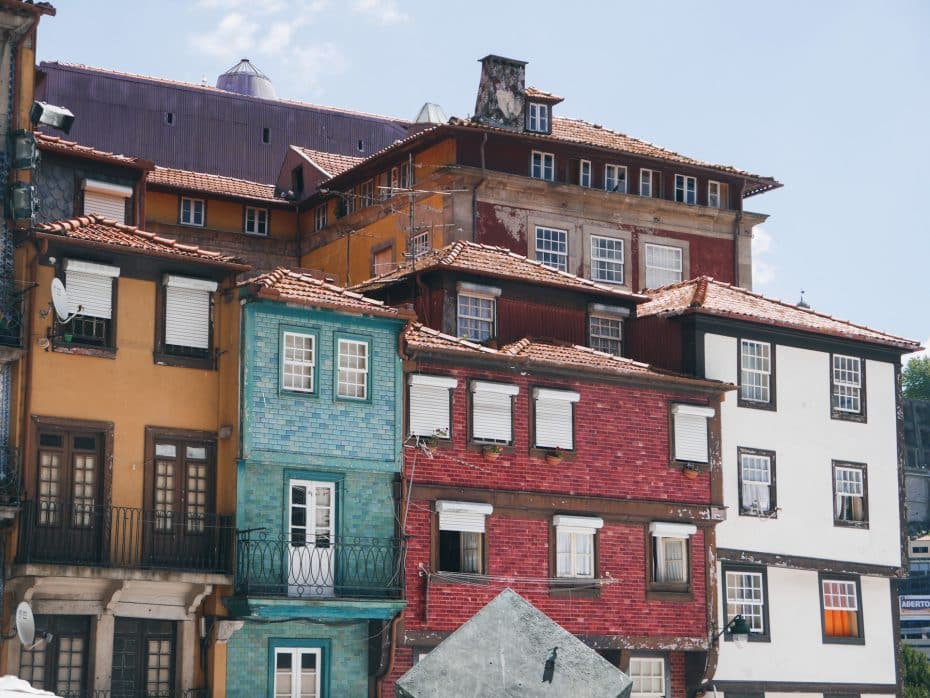 Colorido barrio de la Ribeira - Qué ver en Oporto