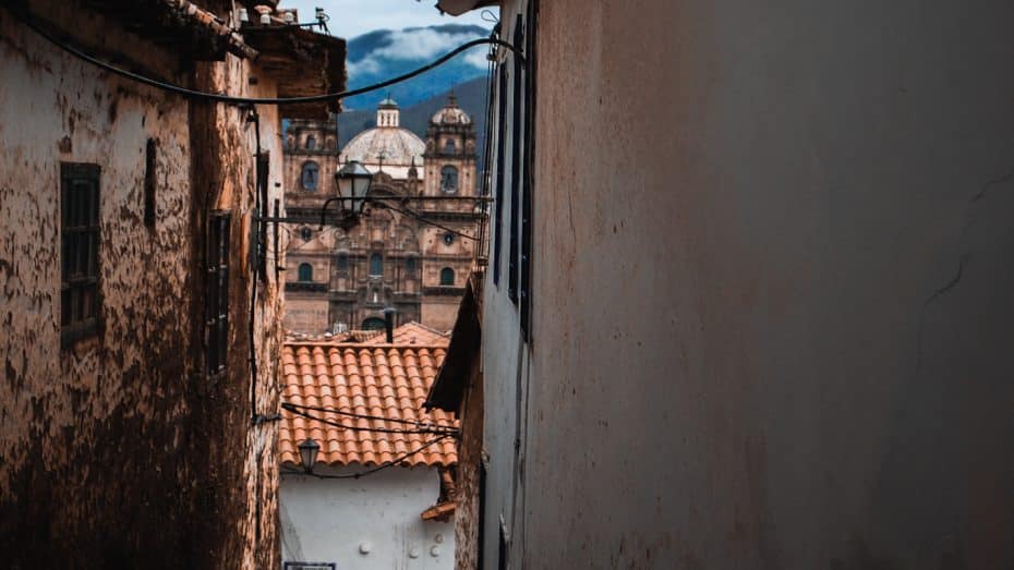 Ricca di fascino coloniale e di attrazioni dell'epoca Inca, il centro di Cusco è la zona migliore in cui soggiornare nella città peruviana.