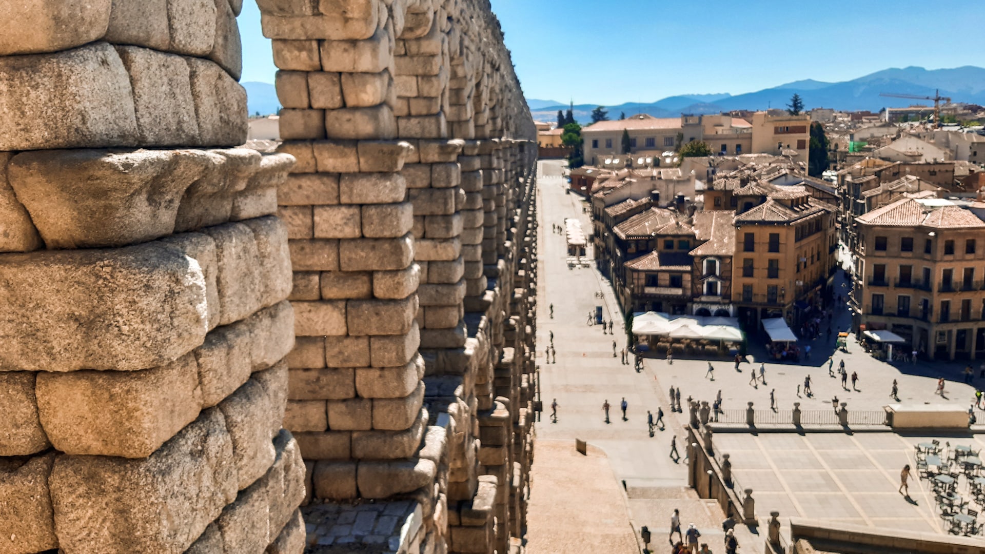 Centro Histórico is the heart of Segovia, filled with beautiful old buildings and rich history.