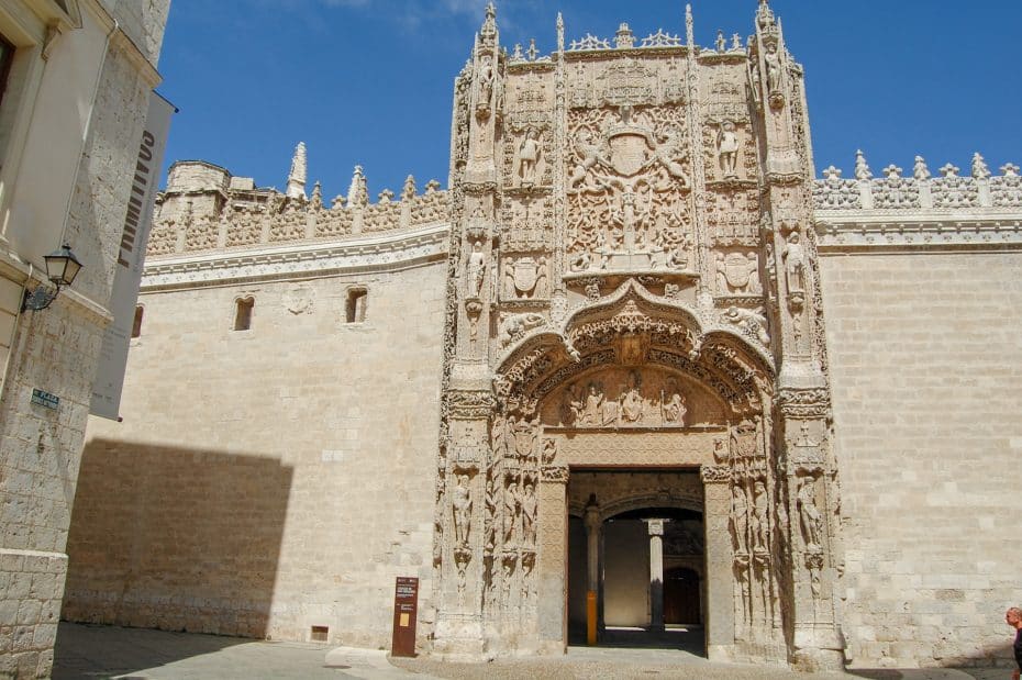 Colegio de San Gregorio - Fachada gótica isabelina