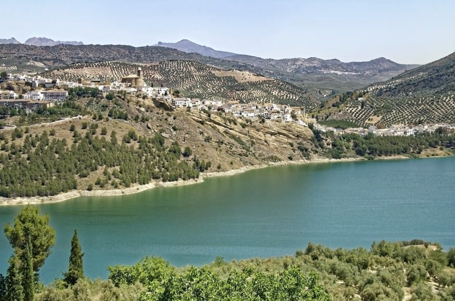 Iznájar es un precioso pueblo de Andalucía