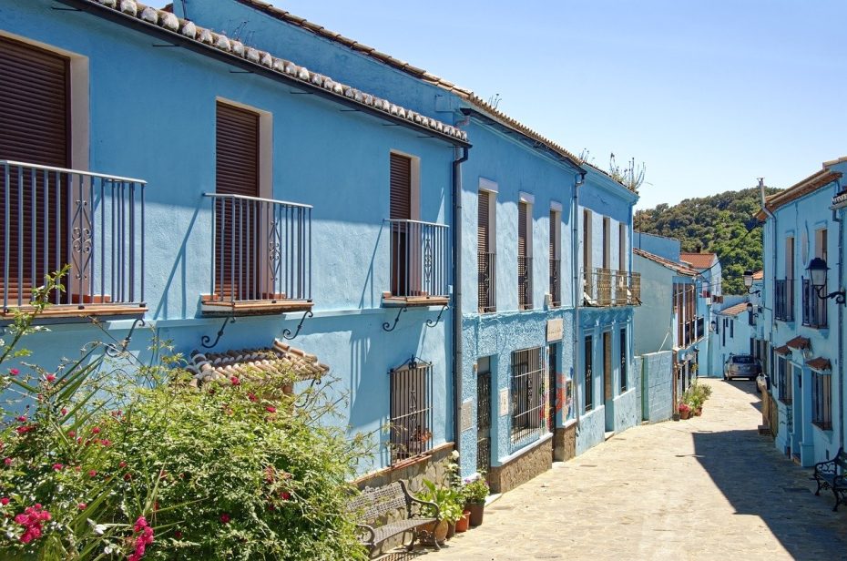 Juzcar, the Smurf Town in Andalusia