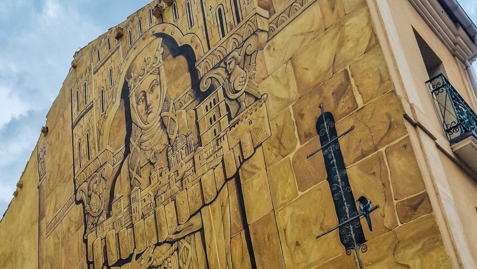 Mural of Queen Urraca in Zamora