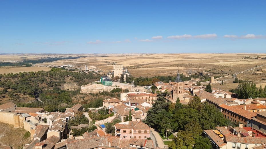 Views of the Alcázar quarter from the Cathedral of Segovia