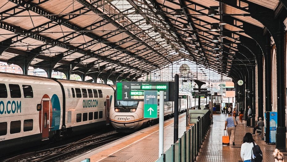 Cuando visites Valladolid, es probable que llegues a través de la Estación de Ferrocarril de Campo Grande