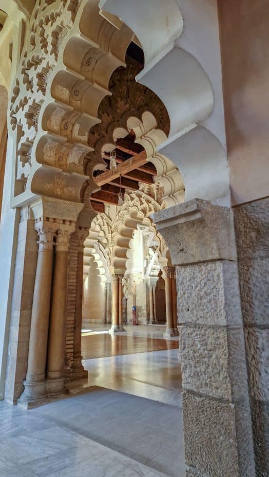 Aljafería Palace - Columns room