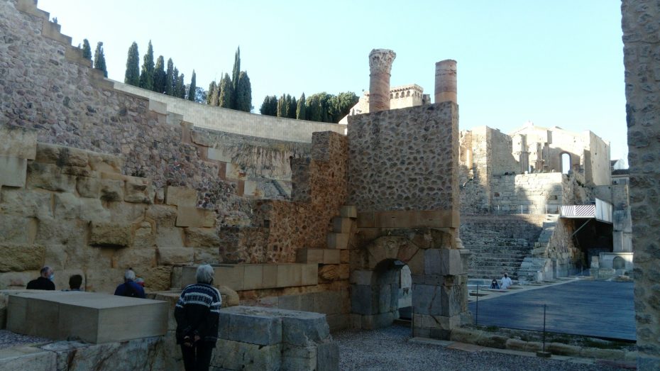 Cartagena es una ciudad antigua con capas fenicias, romanas y árabes