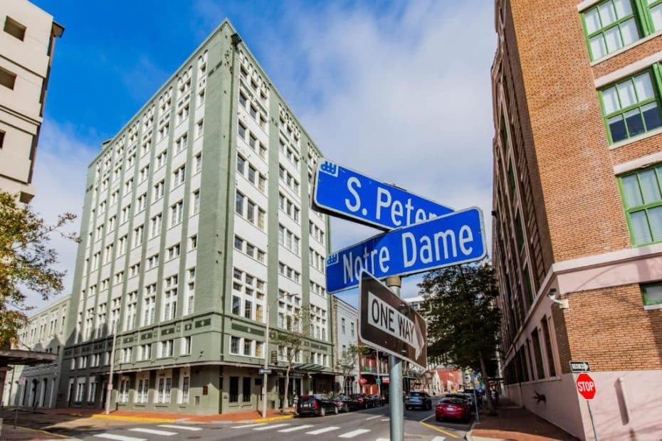 Home to the Contemporary Arts Center, several art galleries, and the National WWII Museum, the Arts-Warehouse District is a great location in New Orleans