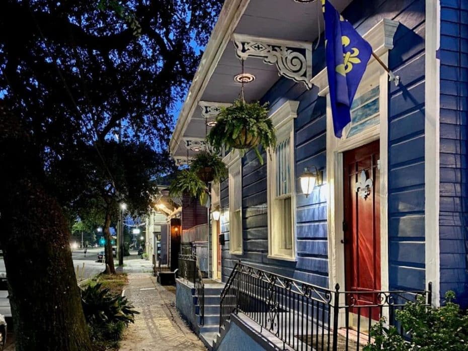 Located adjacent to the French Quarter, Faubourg Marigny is popular for its bohemian vibe and vibrant music scene.