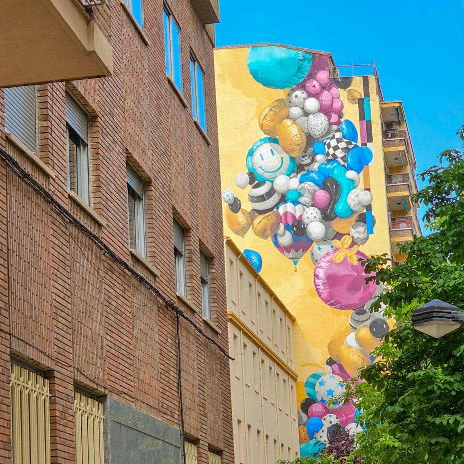 Mural cerca del Parque de la Marina Española