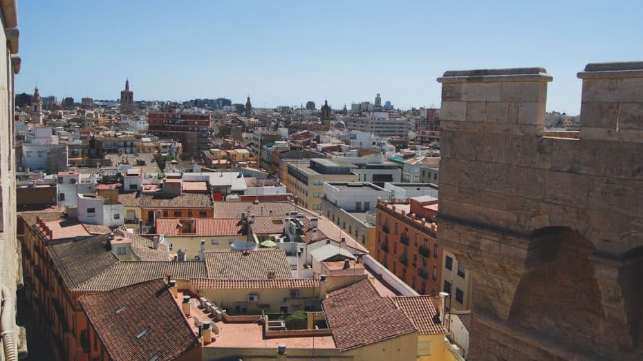 Vistas del centro de Valencia desde sus murallas medievales (época musulmana)