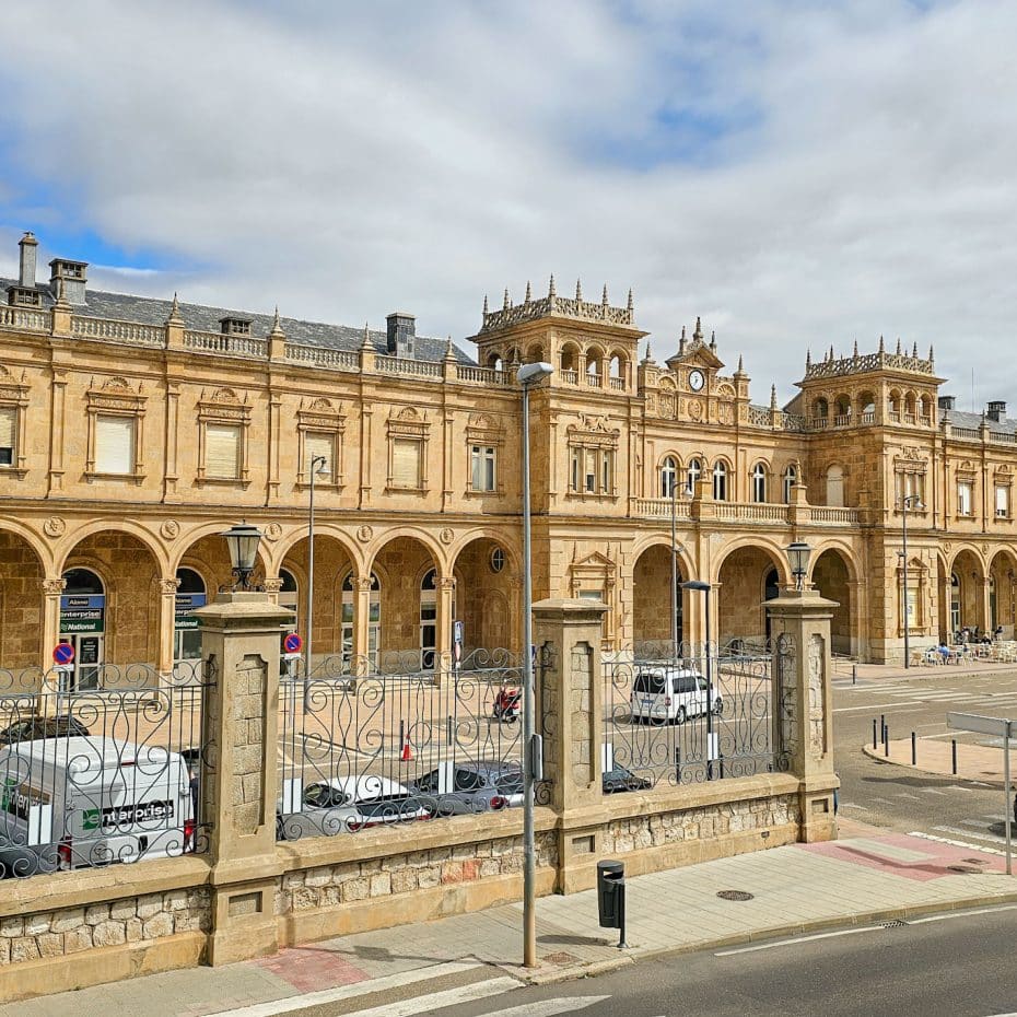 La estación de tren de Zamora es una de las más bonitas de España