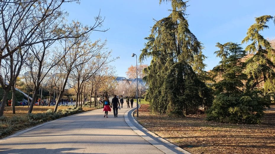 Madrid Río walking paths