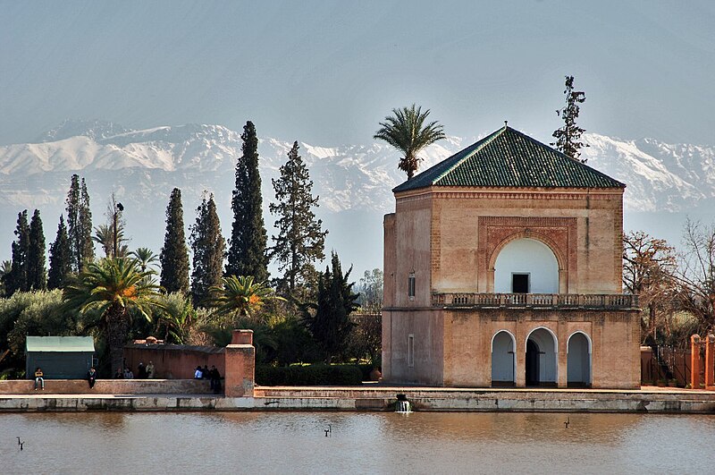 Los Jardines de la Menara son importantes atracciones de Marrakech