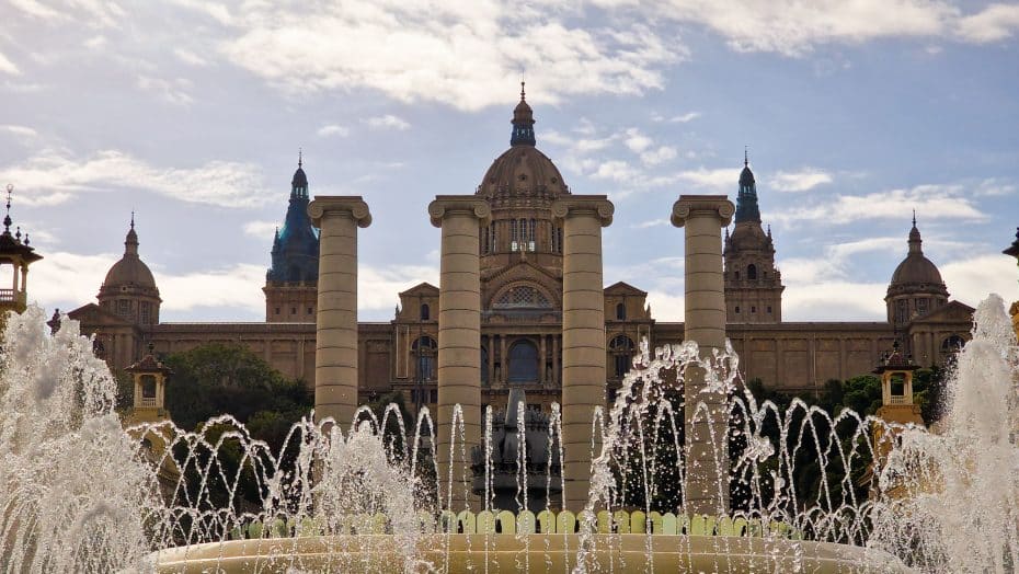 Palau Nacional i National Museum of Catalonia - MNAC