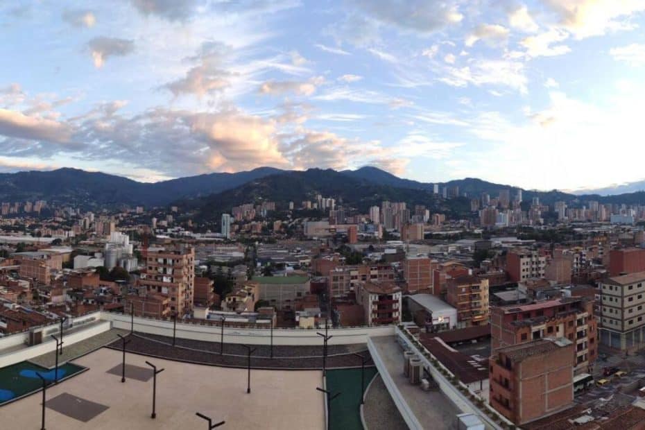 The neighboring suburbs of Envigado and Itagüí offer a laid-back nightlife experience. While not as internationally known as El Poblado or Laureles-Estadio, they provide authentic Colombian nightlife with salsa bars, vallenato music venues, and local restaurants