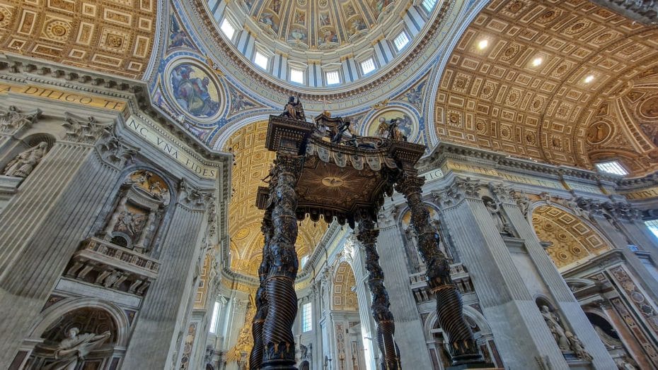 St. Peter's Basilica's interior - Things to see in the Vatican