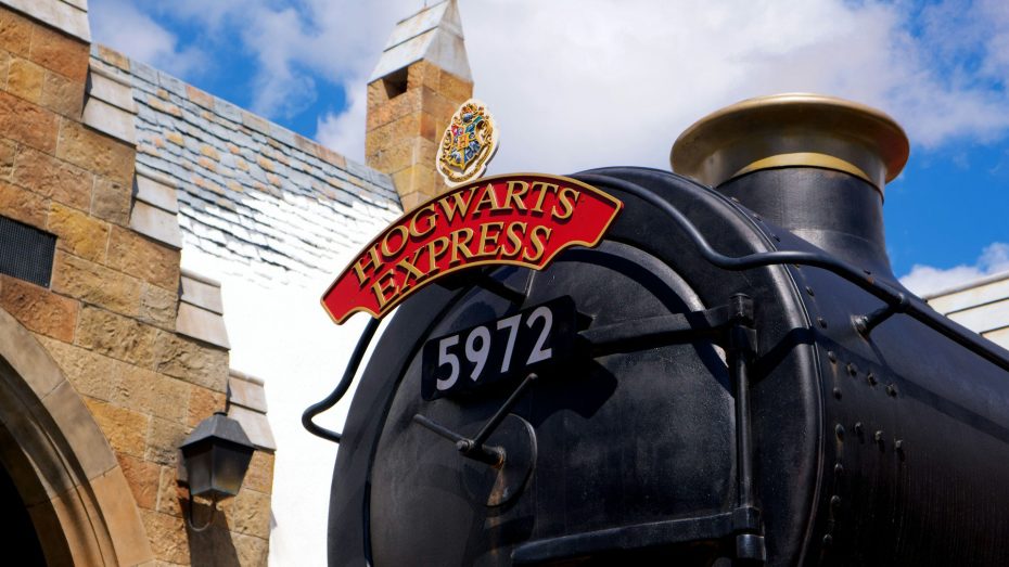 The Universal Orlando Resort Area is perfect for thrill-seekers looking to spend time at Universal Studios and Harry Potter fans