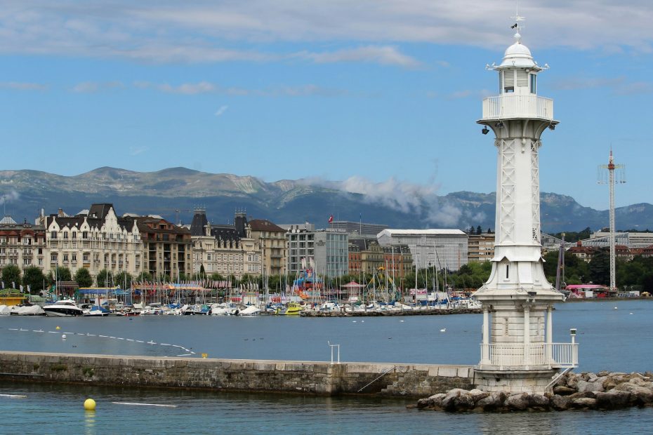 The best area to stay in Geneva is the city center