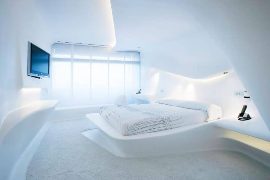 Hotel Puerta América - Room designed by Zaha Hadid