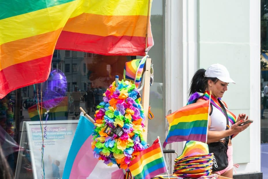 Kemptown ofrece una animada escena LGBTQ+, tiendas distintivas y muchos cafés.