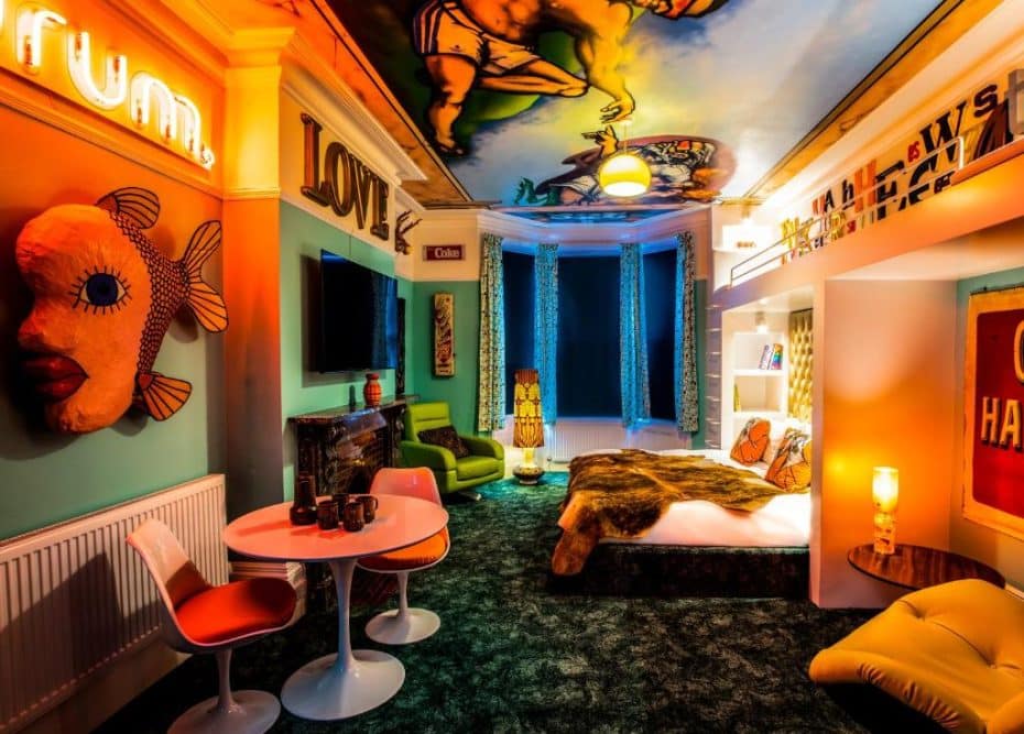 Snooze Guest House is a funky, retro haven with a prime spot in Kemptown.