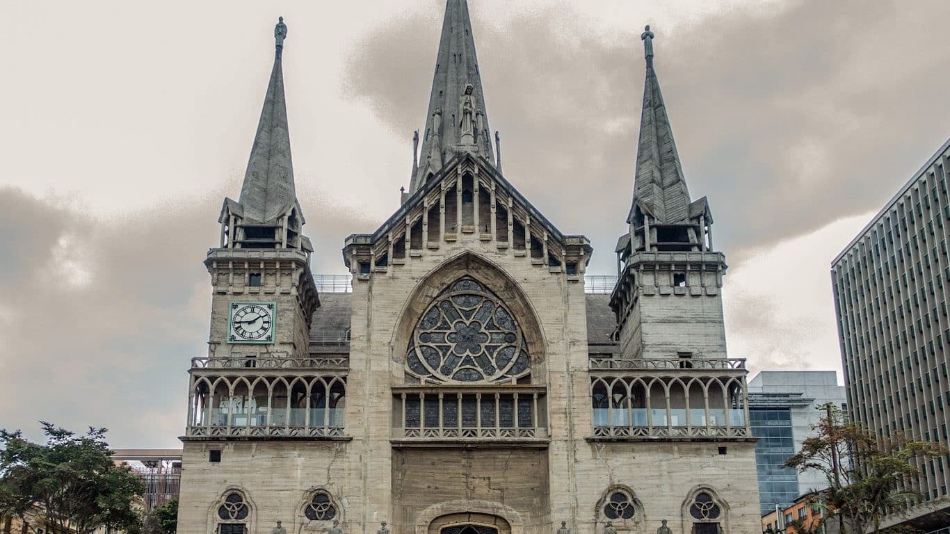 Manizales City Center is home to the city's cathedral, the tallest cathedral in Latin America