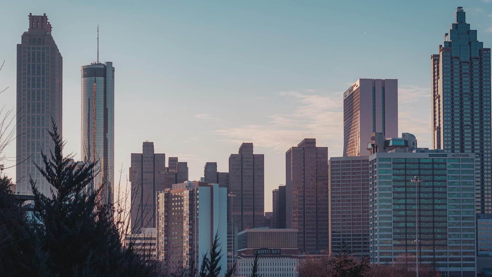 El Downtown, donde se concentran las principales atracciones turísticas de Atlanta, es la mejor zona donde alojarse para hacer turismo o en una primera visita
