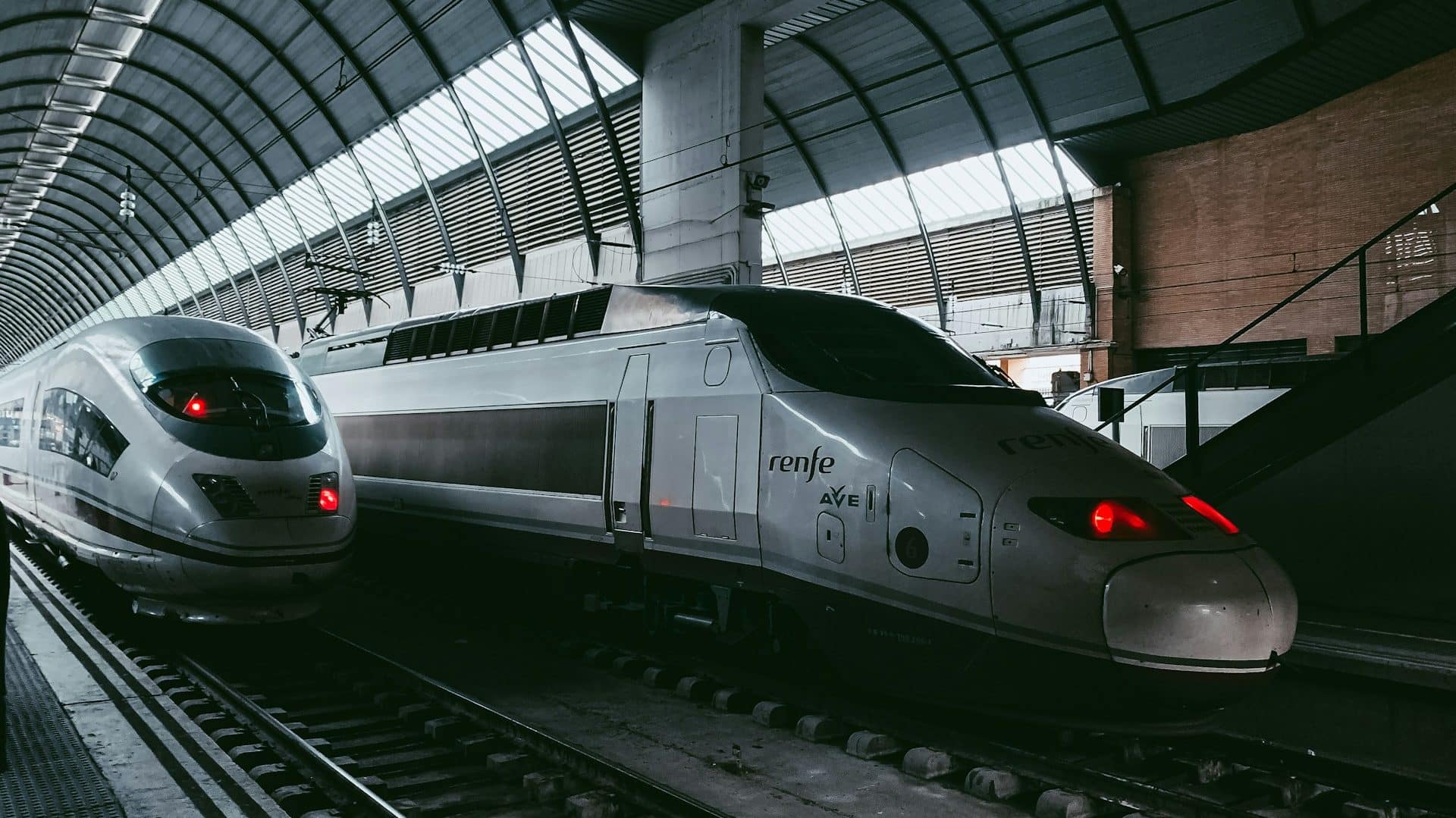 Con la stazione ferroviaria principale, San Pablo – Santa Justa è una zona pratica con accesso diretto alla stazione e all’aeroporto.