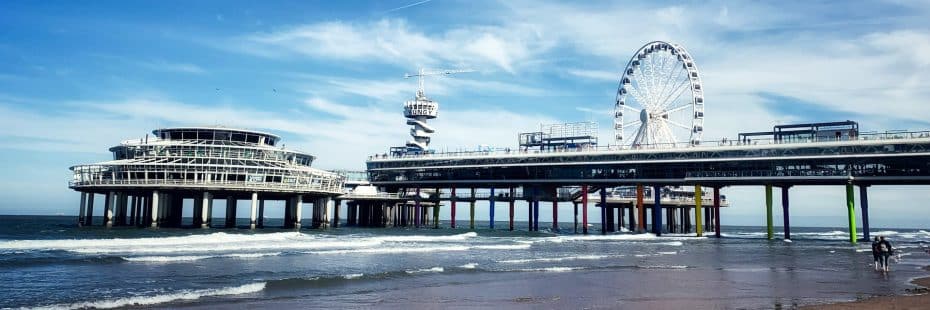 Famoso por sus amplias playas de arena y su largo paseo marítimo, Scheveningen es la mejor zona donde alojarse junto al mar en La Haya