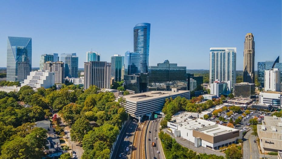 Uno de los distritos más exclusivos y seguros de la ciudad, Buckhead es una de las mejores zonas donde alojarse en Atlanta