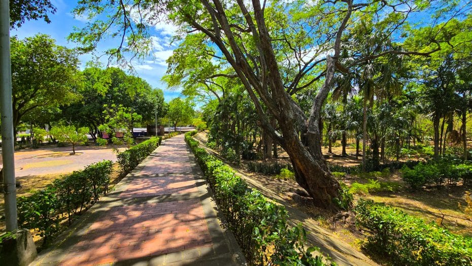 El Malecón de Cúcuta es un paseo ribereño con atracciones, jardines y espacios públicos