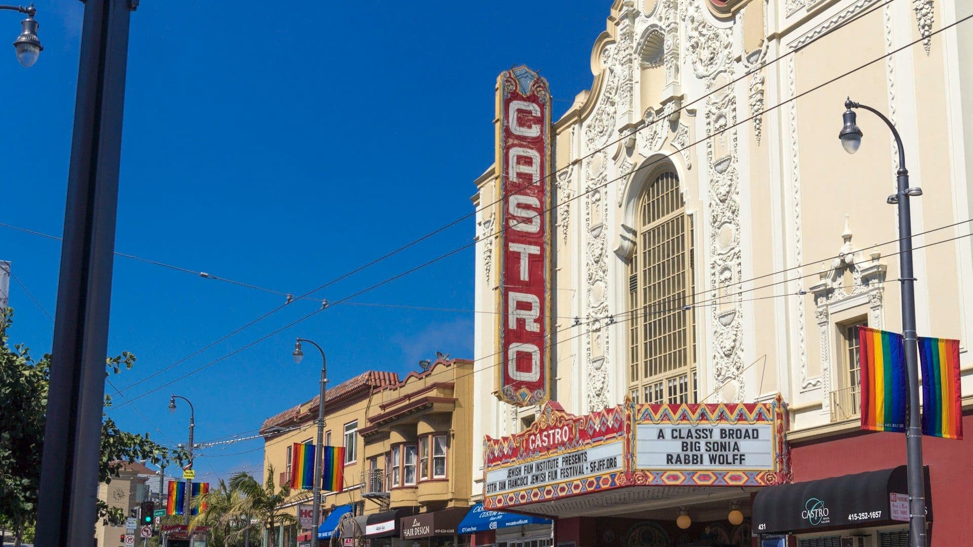 El icónico Castro Theatre es el símbolo del barrio