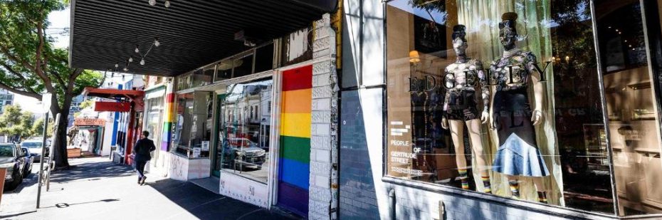 Collingwood es una de las mejores zonas donde alojarse en Melbourne para disfrutar de la vida nocturna, la cultura alternativa y un ambiente LGBTQ+
